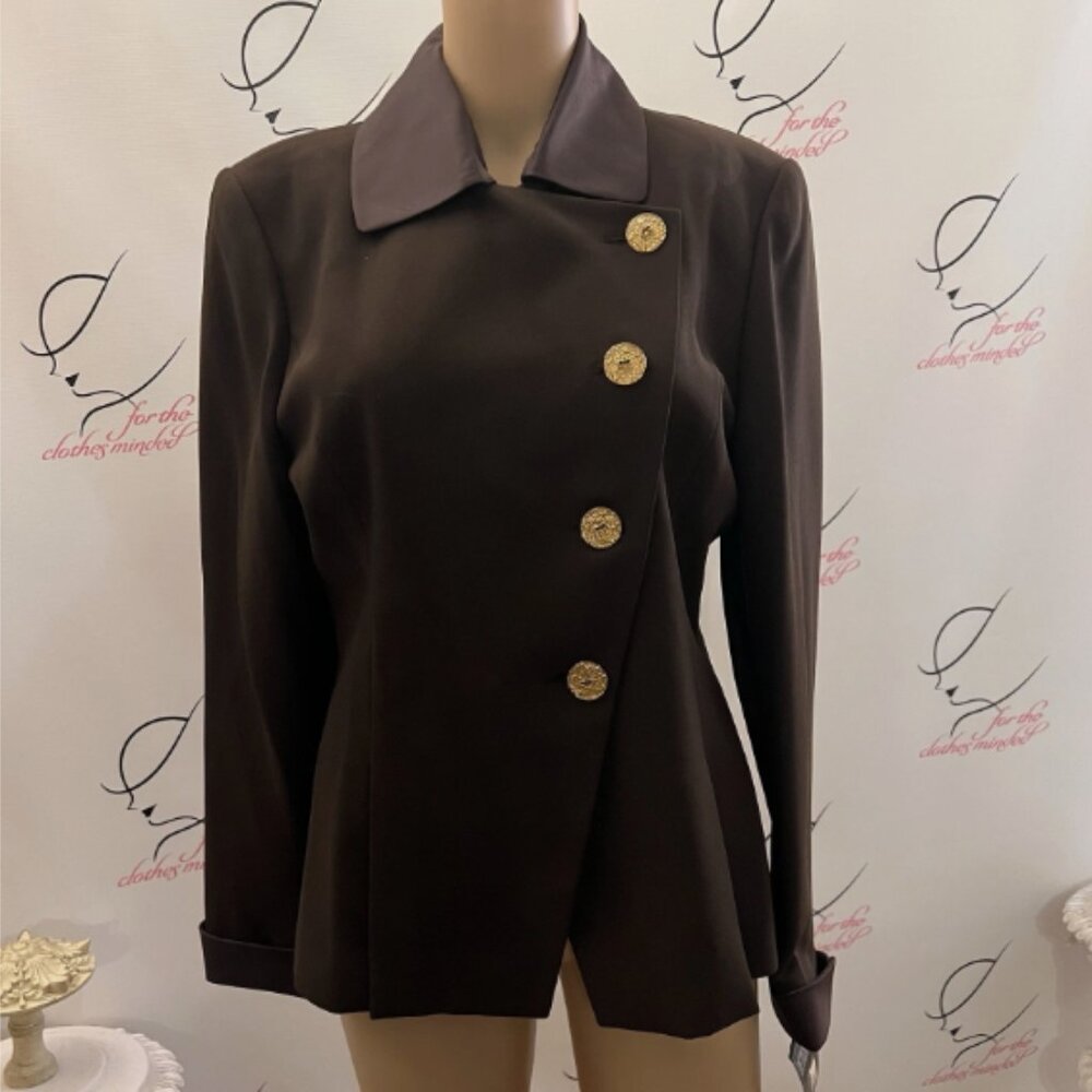 Albert Nipon Sz 6. NEW with Tags. Brown Long Sleeve Jacket. Detach Collar AL